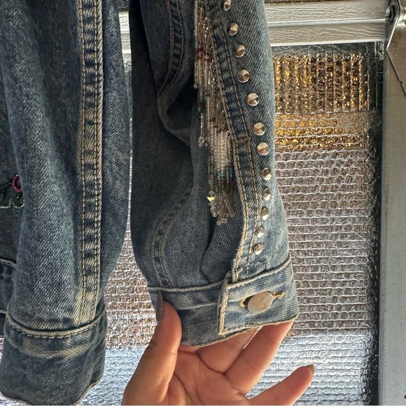 Code Blue vintage Jean Jacket Beaded Floral. Women’s size M - Picture 15 of 16